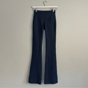 Prana pants women XS mid rise flare leggings with back pockets grey